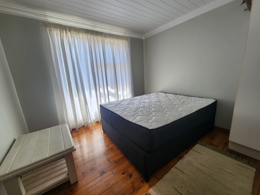 6 Bedroom Property for Sale in Reebok Western Cape